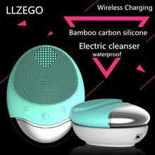 Load image into Gallery viewer, FACIAL MASSAGE AND CLEANSING DEVICE (RECHARGEABLE)