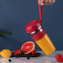 Load image into Gallery viewer, Beaumark Juicer Portable Juicer
