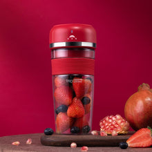 Load image into Gallery viewer, Beaumark Juicer Portable Juicer
